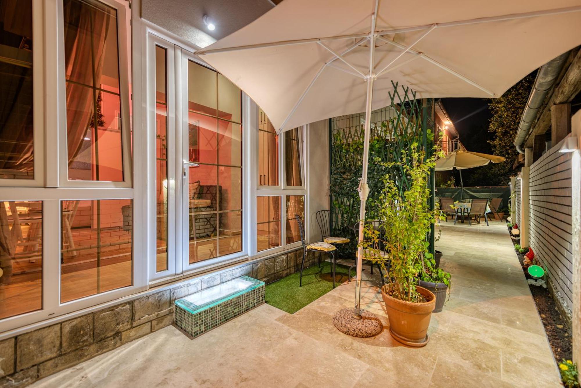 Apartments Vujosevic Tivat Extérieur photo
